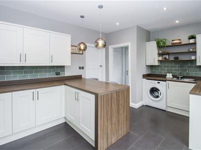 BREAKFAST KITCHEN